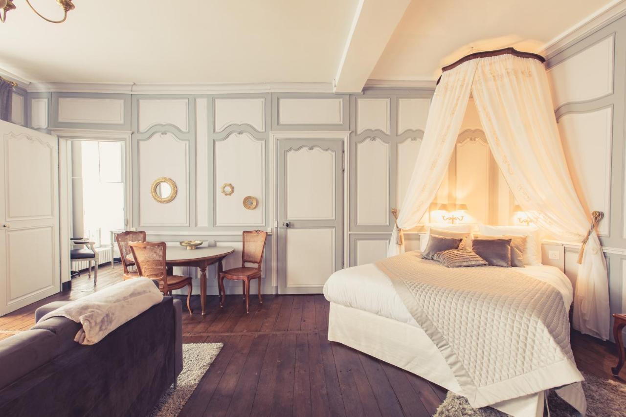 La Maison De La Liberte Suite Jeanne Barret 푸아티에 외부 사진