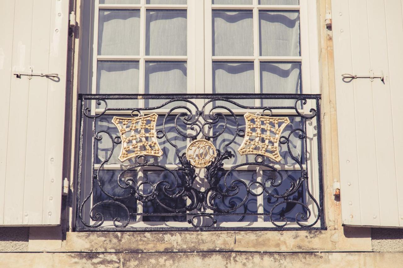 La Maison De La Liberte Suite Jeanne Barret 푸아티에 외부 사진