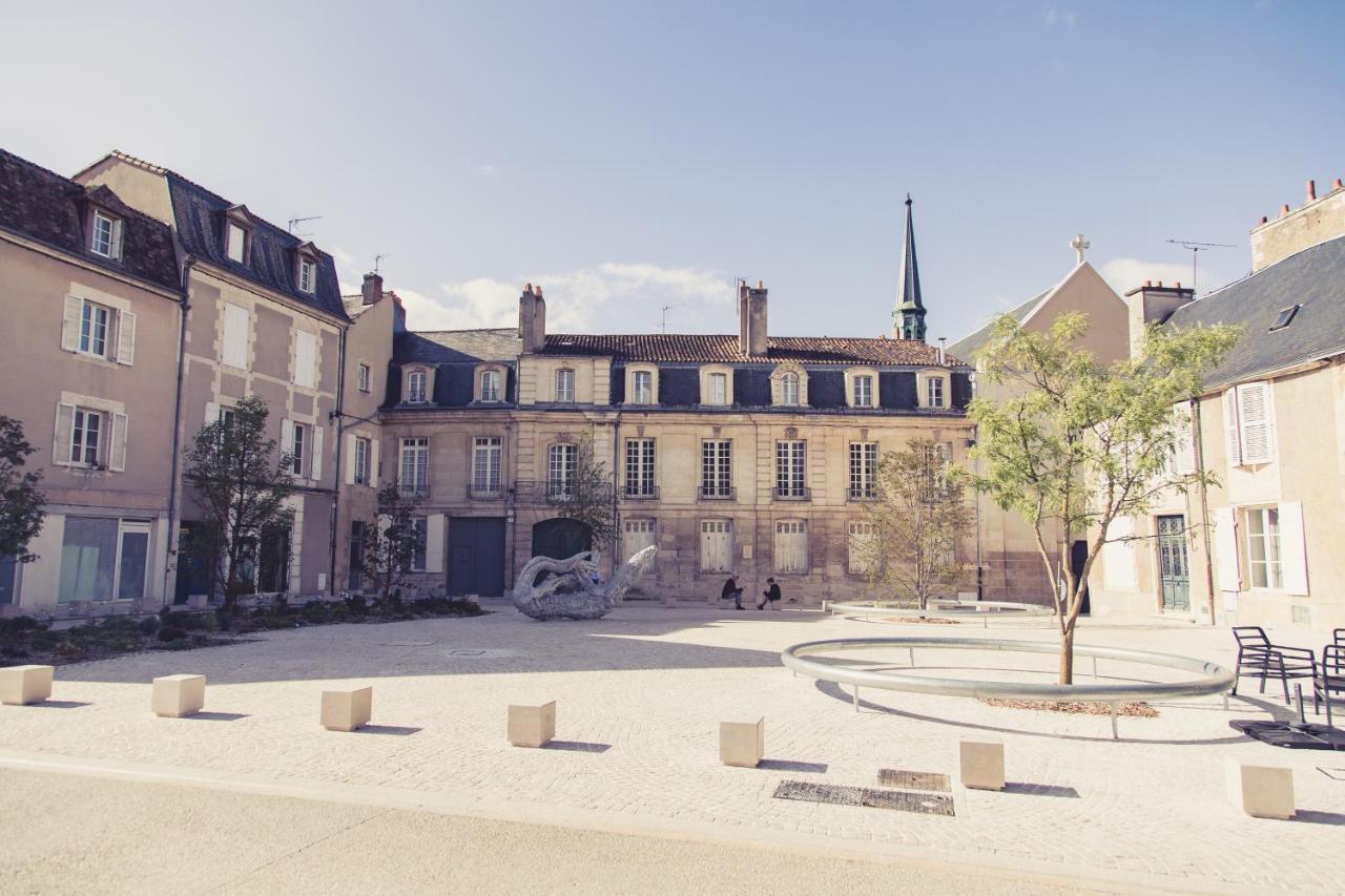 La Maison De La Liberte Suite Jeanne Barret 푸아티에 외부 사진